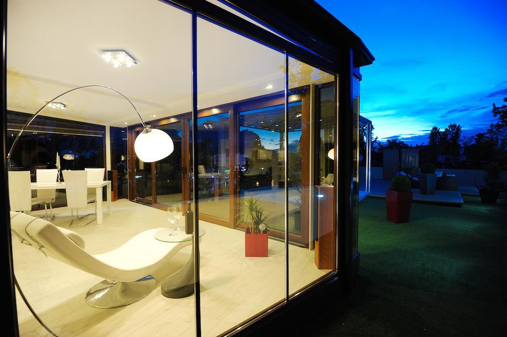 Feel Good Penthouse With Jacuzzi Apartamento Zadar Quarto foto